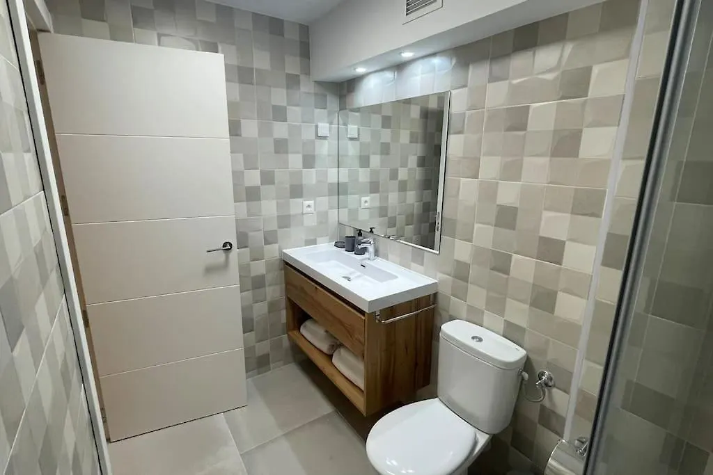 Apartamento En Bilbao Con Garaje 0*,